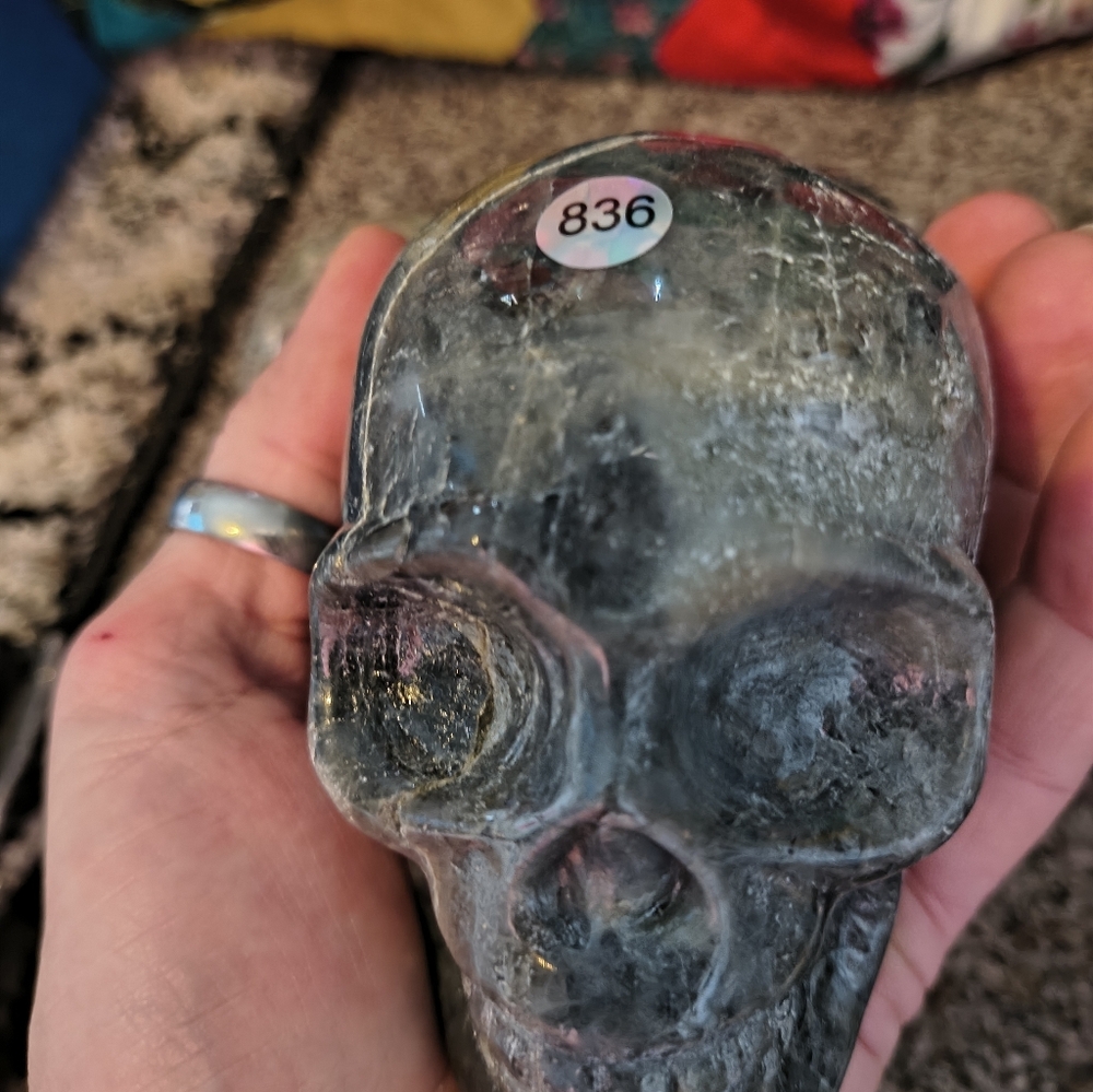 Natural stone skull
